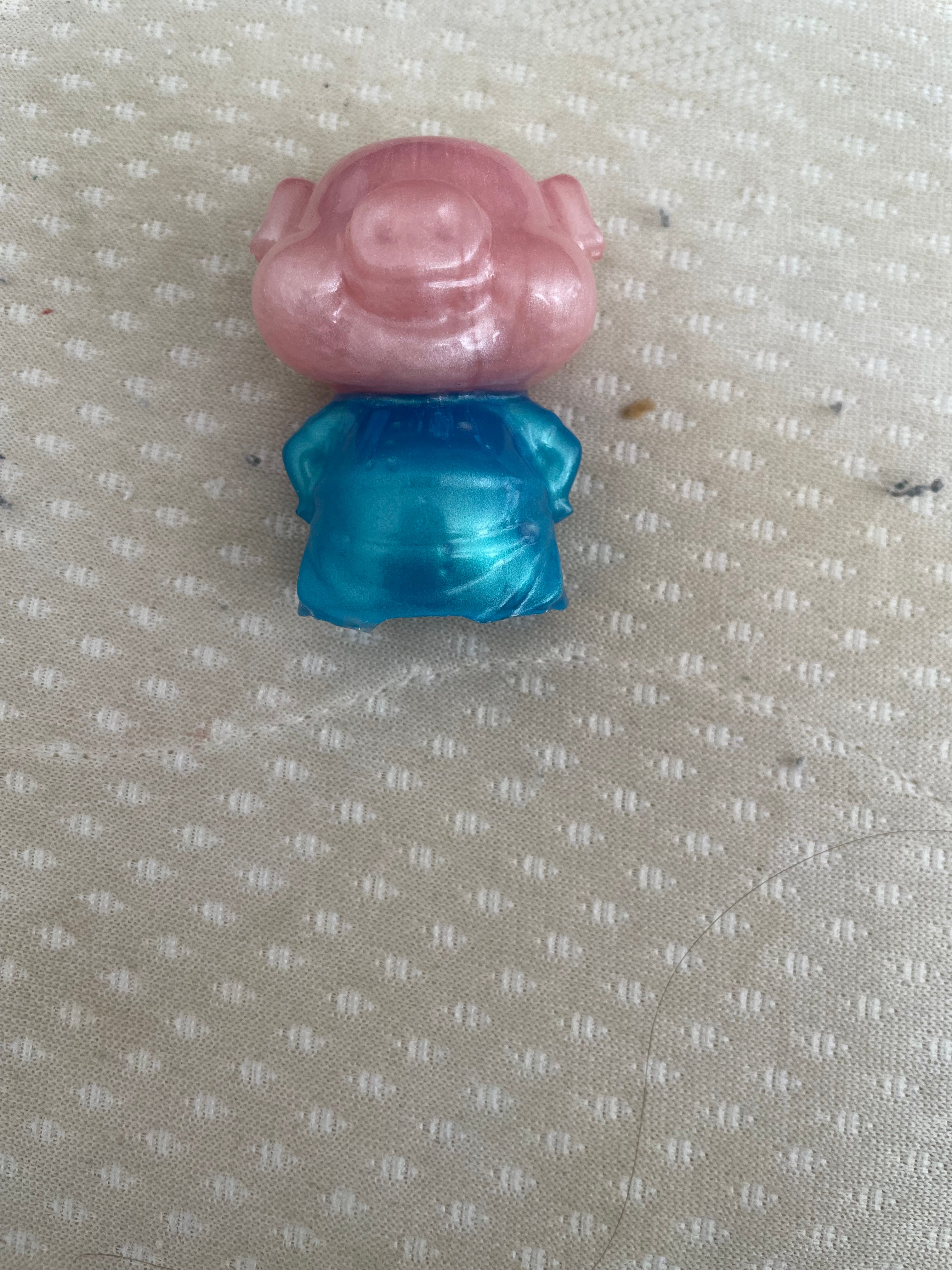 Cochon bleu et rose