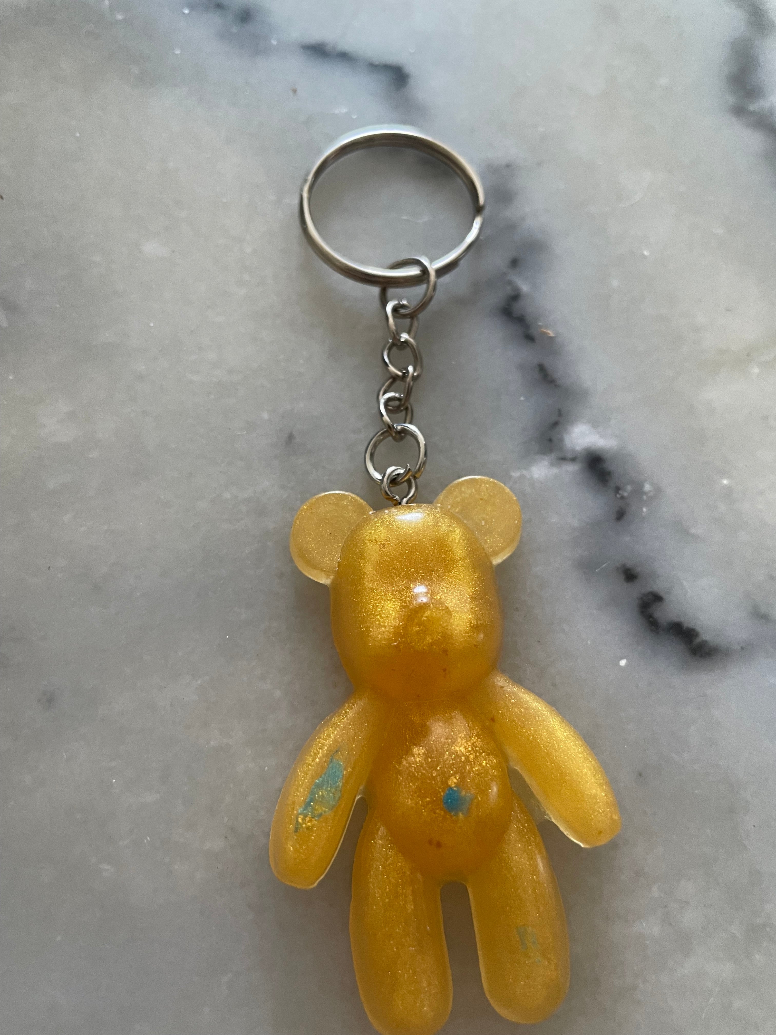 Porte clé fin ours jaune