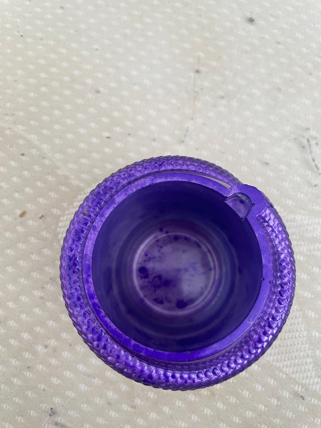 Oeuf serpent violette