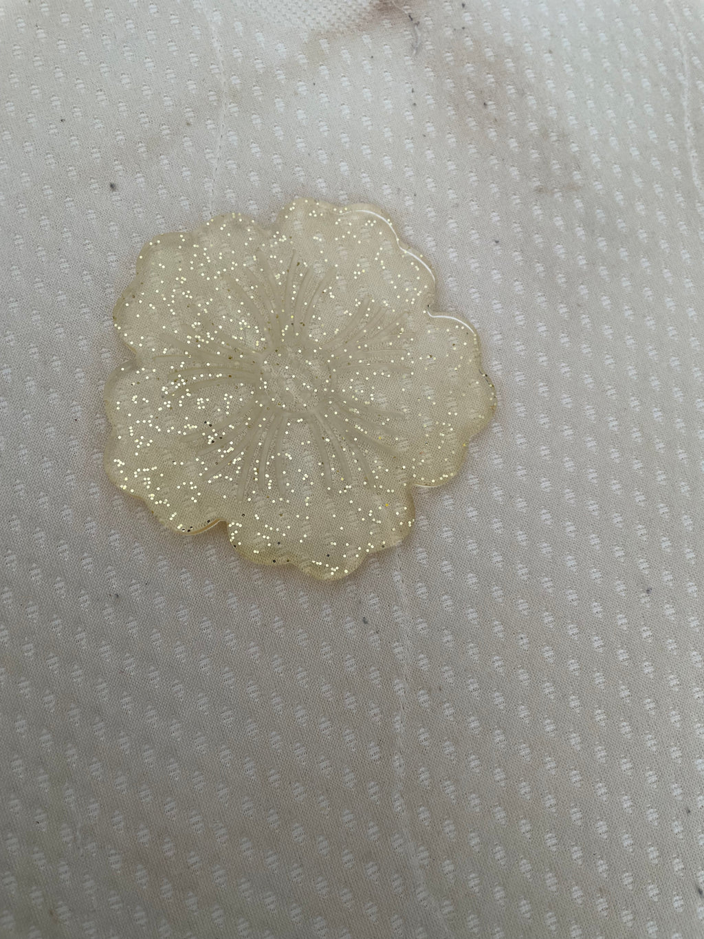 Dessous de verre en fleur par deux  Jaune transparent paillette