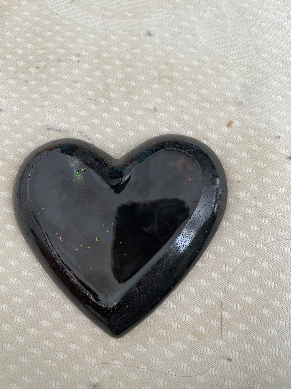 Vide poche coeur noir paillette holographique